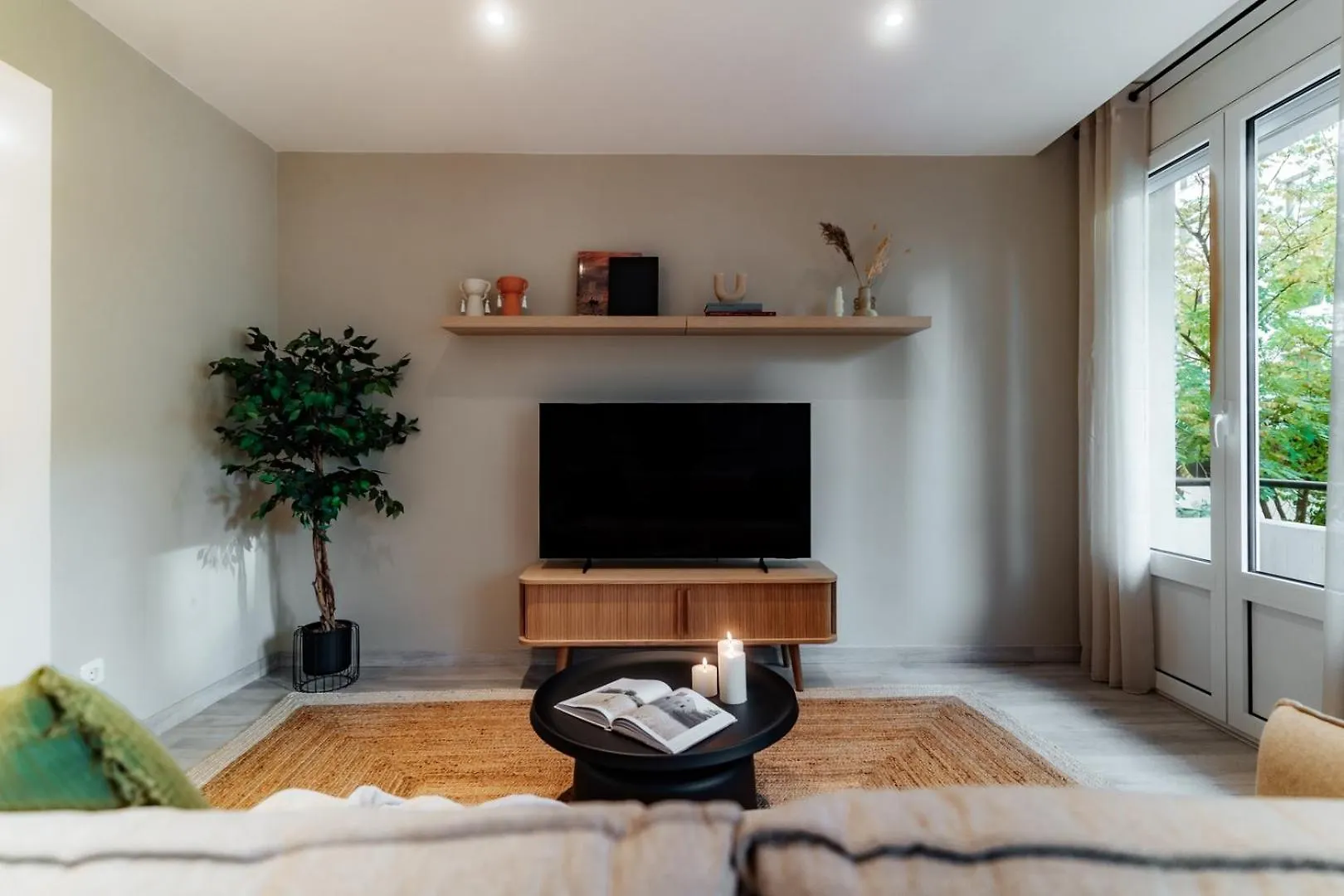 ברצלונה Casa Central 0*,